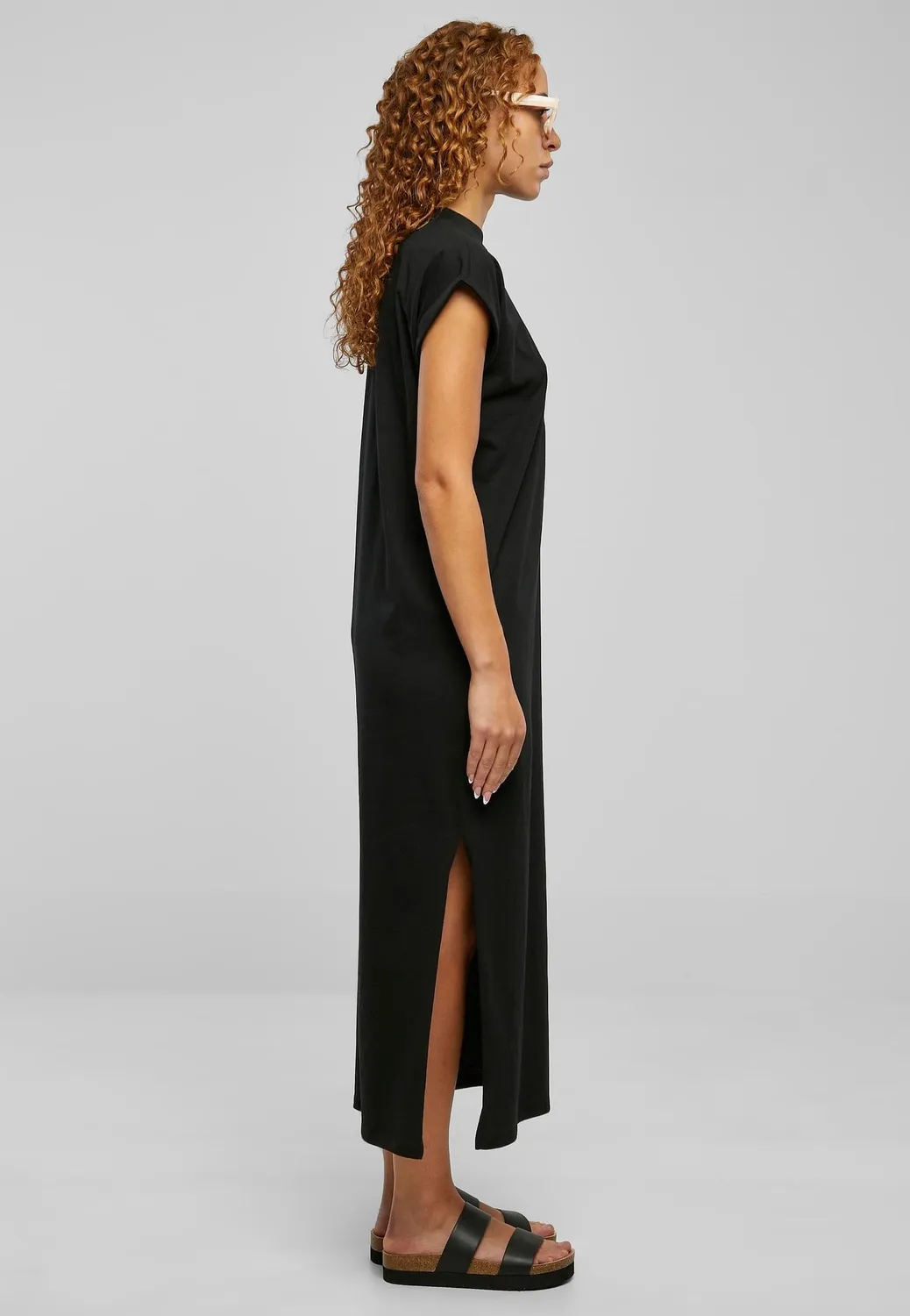 Impericon Ladies Long Extended Shoulder Kleid schwarz Maxi