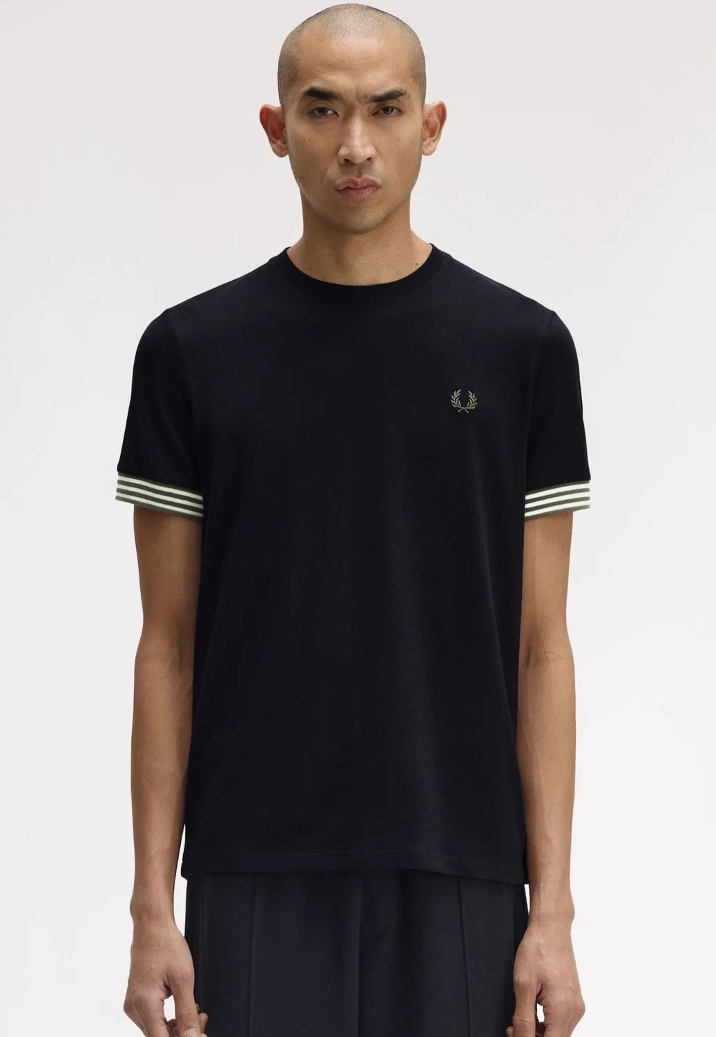 Impericon Striped Cuff T-Black T-Shirt schwarz kurzarm