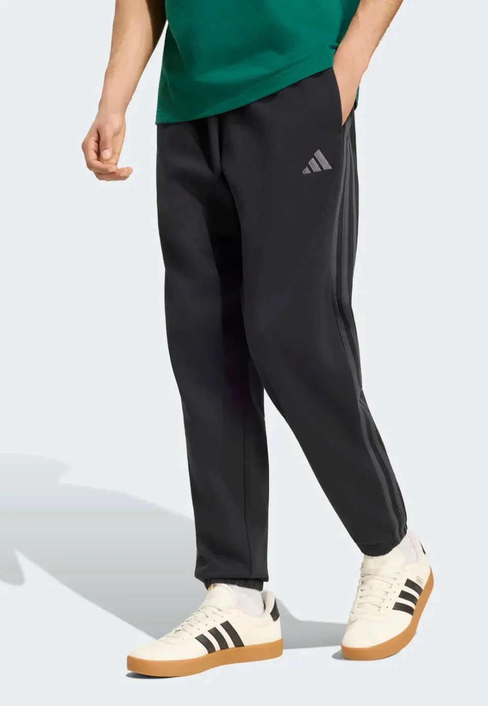 Impericon Essentials 3-Stripes Jogginghose Schwarz Tapered