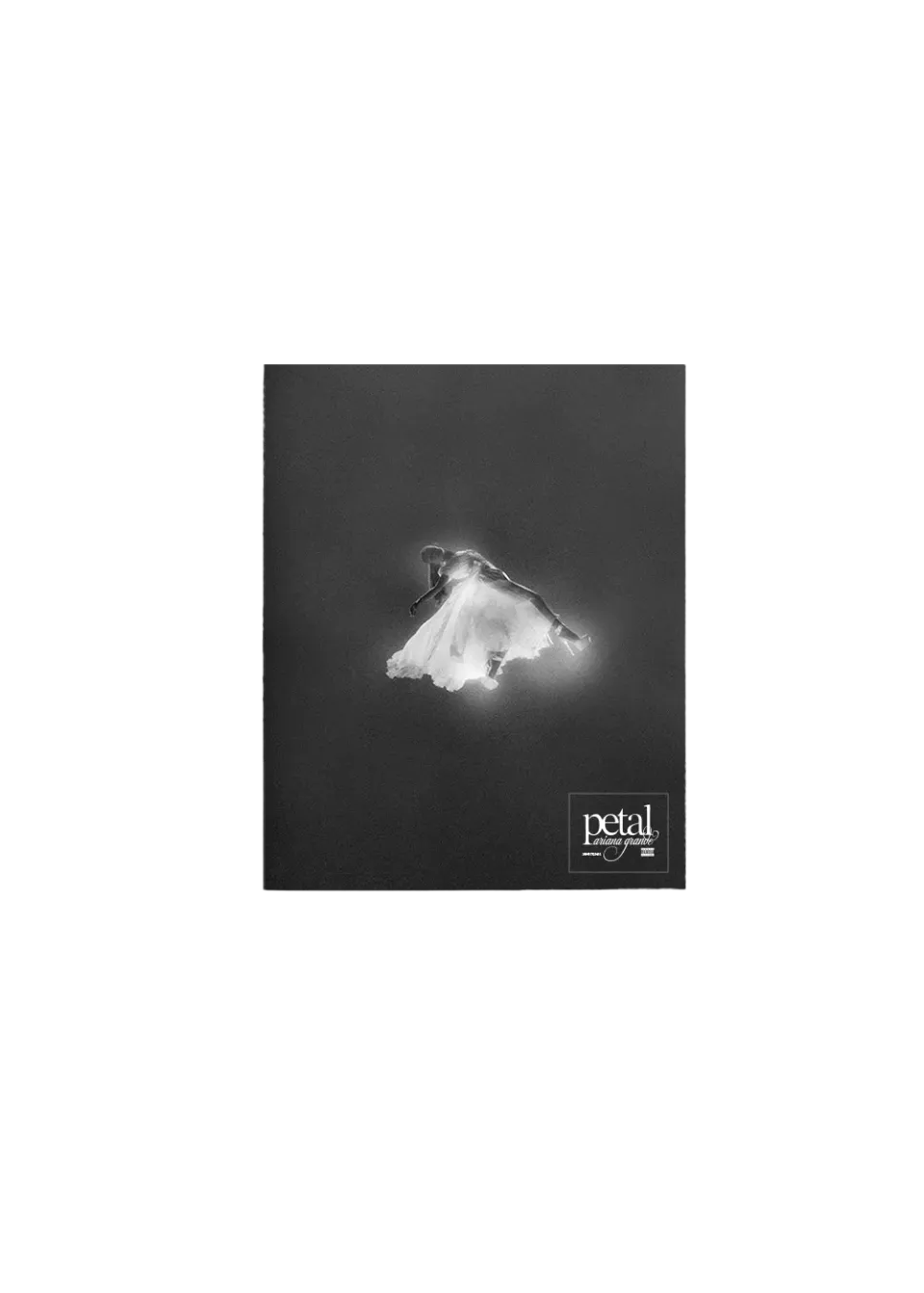 Ariana Grande Petal Tour Edition CD Zine 32 Seiten