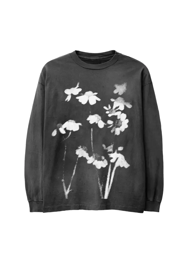 Ariana Grande Petal Blurred Flowers Longsleeve S-3XL