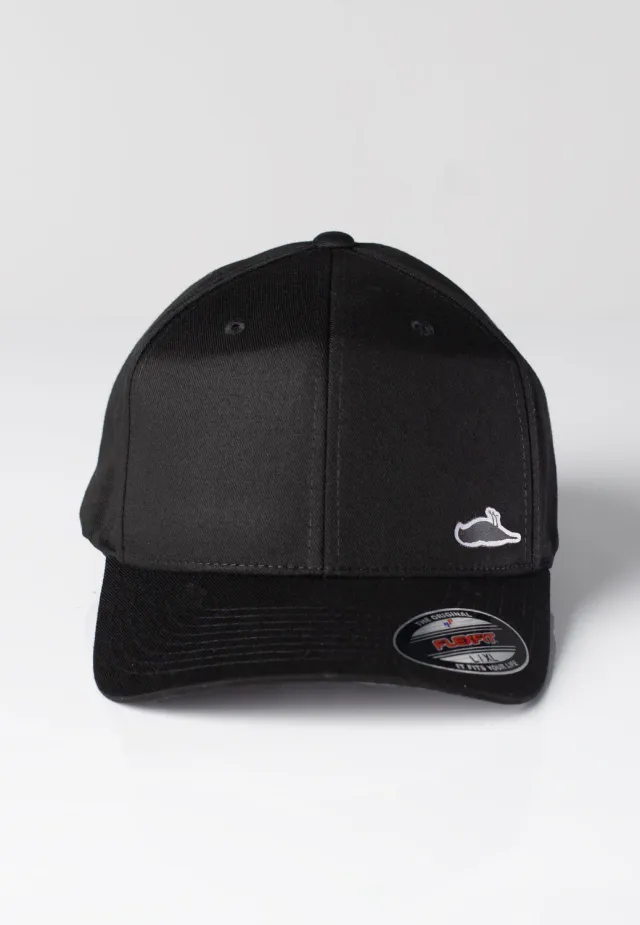 Impericon Elmar Flexfit Black Cap schwarz Fitted