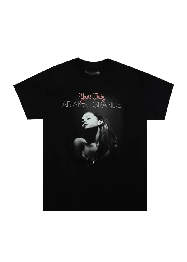 Ariana Grande Yours Truly 10th Anniversary Puff Print Tee Baumwolle
