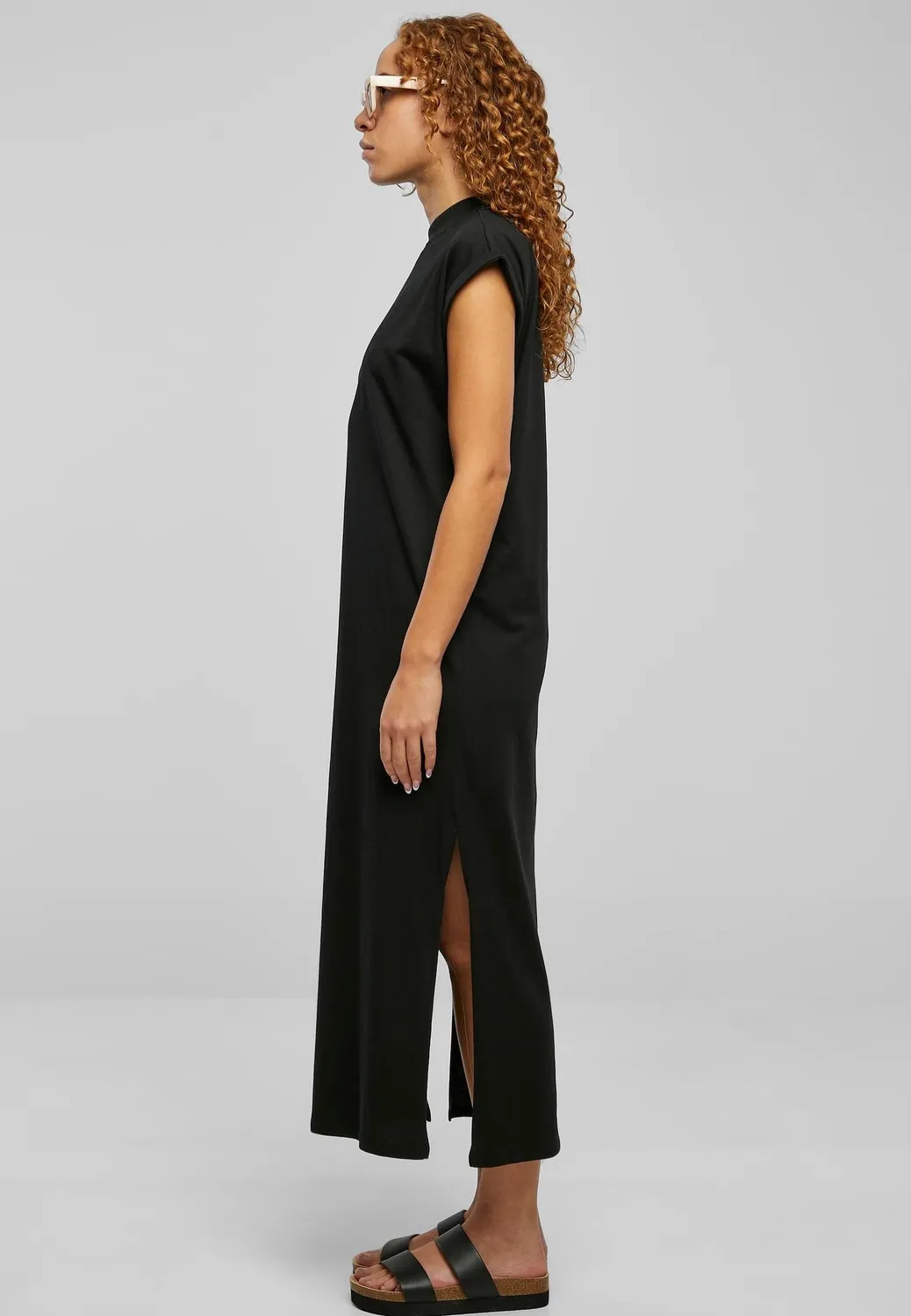 Impericon Ladies Long Extended Shoulder Kleid schwarz Maxi