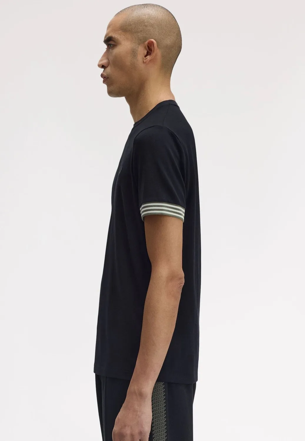 Impericon Striped Cuff T-Black T-Shirt schwarz kurzarm