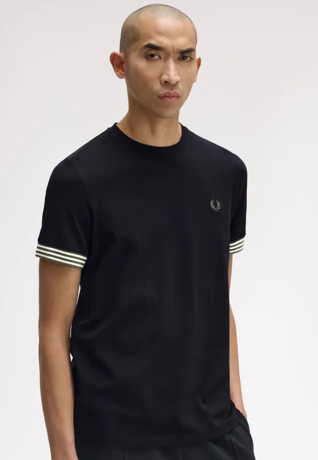 Impericon Striped Cuff T-Black T-Shirt schwarz kurzarm